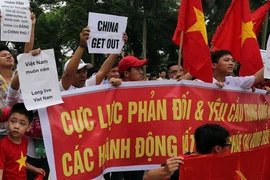 Khởi tố 14 người lợi dụng phản đối Trung Quốc để trộm cắp