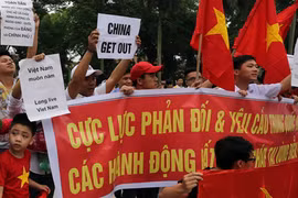 Khởi tố 14 người lợi dụng phản đối Trung Quốc để trộm cắp