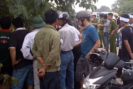 Nam thanh niên chết bất thường bên đường ở Hà Nội