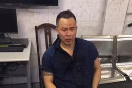 Khắc Tiệp nói gì về bức ảnh mặt be bét máu, nghi bị đòi nợ?