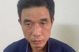 Khởi tố "cò máu" lừa tiền bệnh nhân ở Hà Nội