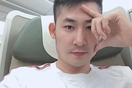 Trọng Nhân “Hoa hồng trên ngực trái” phản pháo khi bị tố quỵt tiền