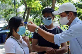 Tiềm ẩn bốn nguy cơ lớn lây nhiễm COVID-19 ở Việt Nam