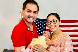 Tổ ấm hạnh phúc của siêu mẫu Đức Tiến bên Hoa hậu Bình Phương