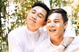 Chuyện tình “thánh hát nhép” Don Nguyễn và hot boy kém 8 tuổi