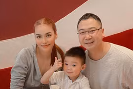 Con trai Lan Khuê sống như hoàng tử nhỏ trong lâu đài