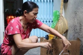 Cận cảnh khu nhà ẩm thấp ở Mả Lạng hôm nay