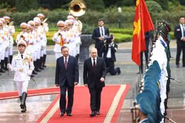 Chủ tịch nước Tô Lâm chủ trì Lễ đón cấp Nhà nước Tổng thống Nga Putin