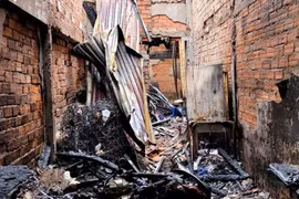 Hiện trường vụ cháy nhà trong đêm tại Tiền Giang, 4 người tử vong