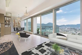 Cuộc sống không như mơ trong căn hộ áp mái