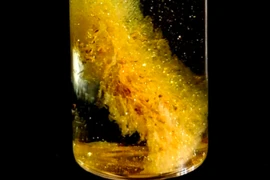 Công nghệ mới giúp phục chế vàng từ rác thải điện tử