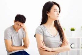 Không được đứng tên trong sổ đỏ bố cho, bạn gái muốn chia tay 