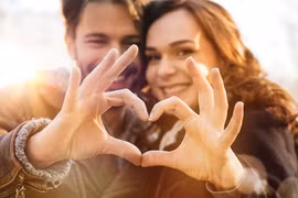 5 dấu hiệu cho thấy phụ nữ đang yêu