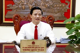 Phó Chủ tịch Thường trực Vương Quốc Tuấn điều hành UBND tỉnh Bắc Ninh