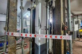 Chung cư mini "chống nạng": Dân chật vật vì tiền thuê nhà ở tạm