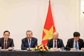 Tổng Bí thư, Chủ tịch nước Tô Lâm gặp kiều bào cộng đồng Pháp ngữ