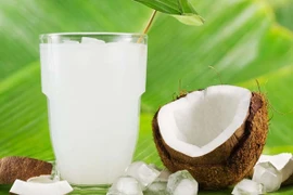 8 thời điểm tuyệt đối không uống nước dừa