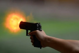  Nổ súng truy sát ở Sầm Sơn, gia đình 3 người bị thương nặng