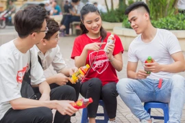 Hàng chục nghìn giải thưởng hè của Tân Hiệp Phát đến tay khách hàng