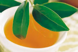 8 công thức dùng lá chè xanh rất đơn giản