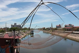 Nhớ bóng vó bè của làng quê Việt Nam