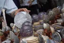 Khám phá thú vị về ý nghĩa của đá thạch anh