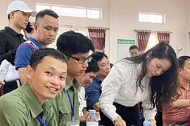 Người ngoại tỉnh đấu trúng 15 lô đất ven đại lộ Vinh - Cửa Lò