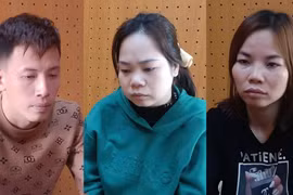 Giải cứu 18 cô gái bị giam lỏng trong quán karaoke ở Bắc Giang 