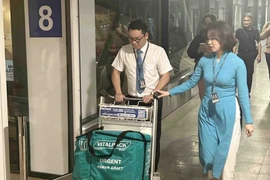 Chuyến bay lùi giờ cất cánh 35 phút để đợi điều đặc biệt