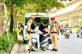 Hà Nội: Phạt 30,5 tỷ đồng vi phạm giao thông trong 15 ngày