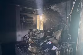 Cháy trong phòng ngủ tầng 22 chung cư 29 tầng ở Hà Nội