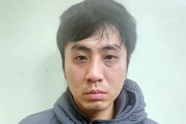 Bắt khẩn cấp tài xế "xe ôm công nghệ" đốt nhà ở Hà Nội