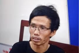 Lột mặt kẻ trốn truy nã tội hiếp dâm trong vai chủ xưởng may