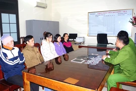 Mua bán thông tin tài khoản ngân hàng, 6 đối tượng bị khởi tố