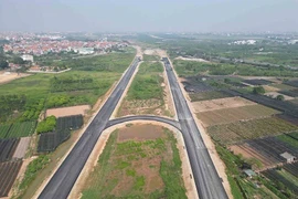 Yêu cầu hoàn thành đường song hành Vành đai 4 trong tháng 10/2025