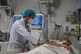 Nam thanh niên bị uốn ván, chi phí điều trị lên tới 350 triệu đồng