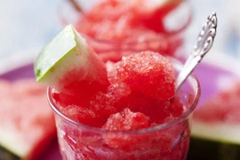 4 thực đơn từ dưa hấu giúp giải nhiệt cho ngày hè nắng nóng