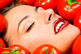 Bí quyết sử dụng cà chua để làm đẹp tóc và da