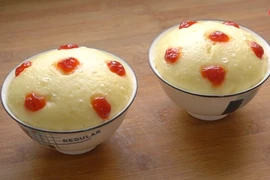 Cách làm bánh bông lan đơn giản chỉ với vài chiếc bát, không cần lò nướng hay nồi cơm