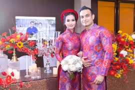 NTK Nhật Dũng - Người chăm lo trang phục cưới truyền thống cho đám cưới Võ Hạ Trâm