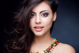 7 bí quyết trang điểm gái văn phòng nào cũng phải biết