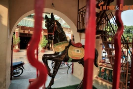 Cận cảnh ngôi chùa có tập tục kỳ lạ thờ ngựa trứ danh Nam Bộ