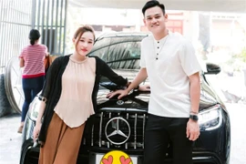 Cầu thủ độc thân gốc Hải Dương 'flex biệt thự' không thể định giá