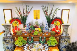 Hết Tết cần hạ ngay 4 thứ trên bàn thờ xuống, để lâu mất lộc