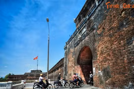 10 tòa thành cổ nổi tiếng nhất Việt Nam