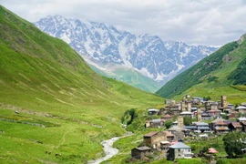 Ngắm quần thể dân cư hình thành từ thế kỷ 12