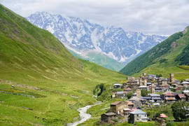 Ngắm quần thể dân cư hình thành từ thế kỷ 12