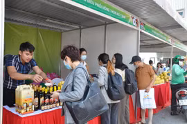 Đặc sản Hà Tĩnh “đổ bộ” Thủ đô, có loại lên đến 40 triệu đồng/kg