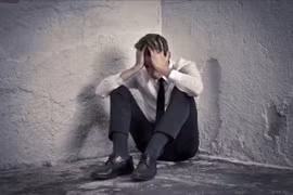 Đến cô gái ngồi xe lăn cũng từ chối, tôi hoang mang về bản thân