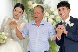 Bầu Đức dự đám cưới Hồng Duy, chúc phúc đầy ấm áp